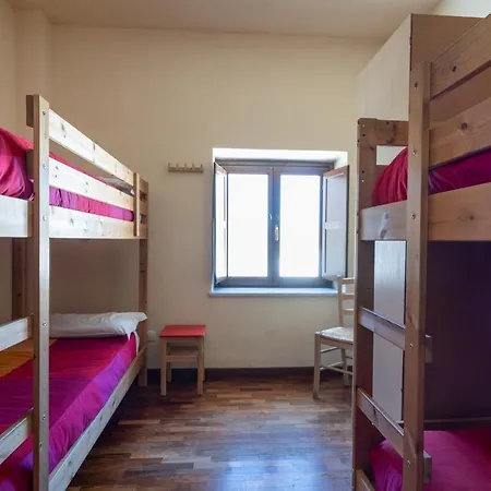 Rifugio Giuliano Marini Hostel *
